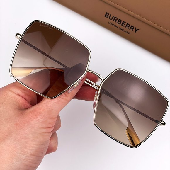 ? Burberry BE3133 DAPHNE 110913 Sunglasses Gold Brown Square Women main image 6